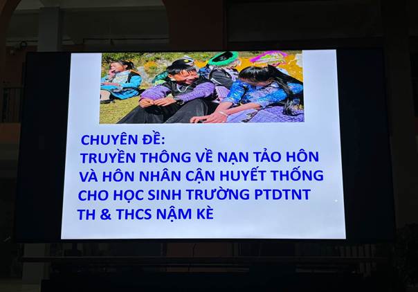 Có thể là hình ảnh về TV và văn bản